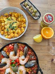 🇪🇸 Spain Day – Tapas & Flamenco- Thursday 27th August Finish summer with a Spanish celebration featuring tasty tapas, cooking activities, music and dancing.